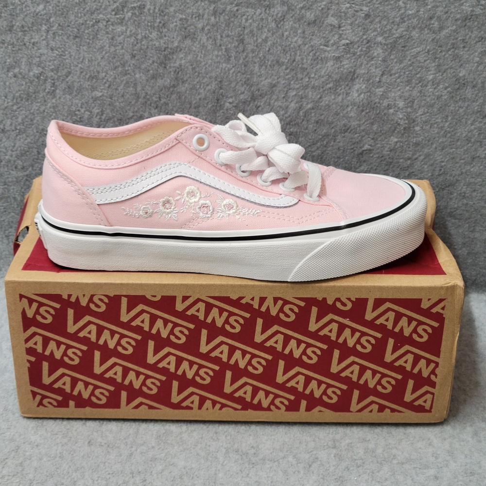 New Vans Old Skool In Denim  Pink Embroidery